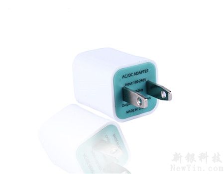 綠點充電器